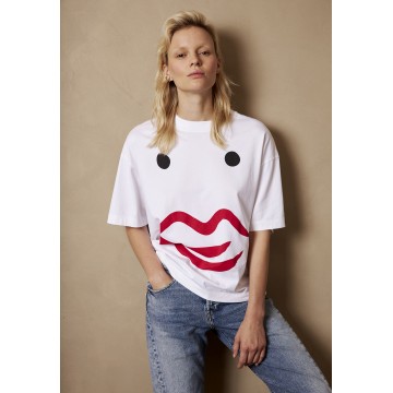 PHYNE 'THE KISS FACE' Boxy T-Shirt in rot / weiß